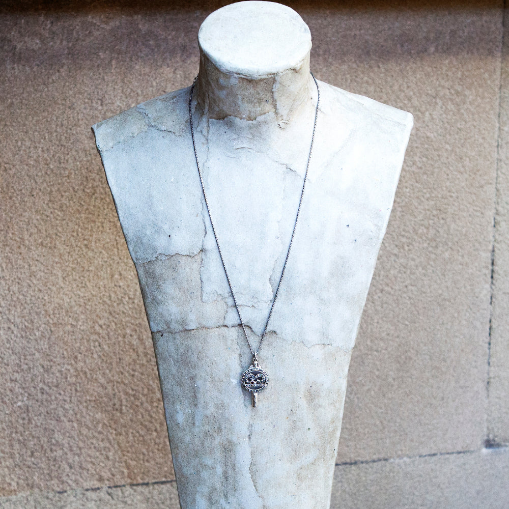 Silver key necklace paparazzi online