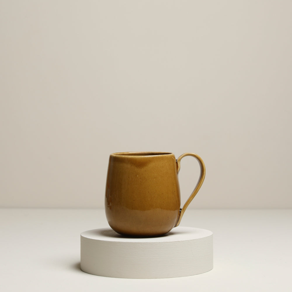 'Ochre' curve mug